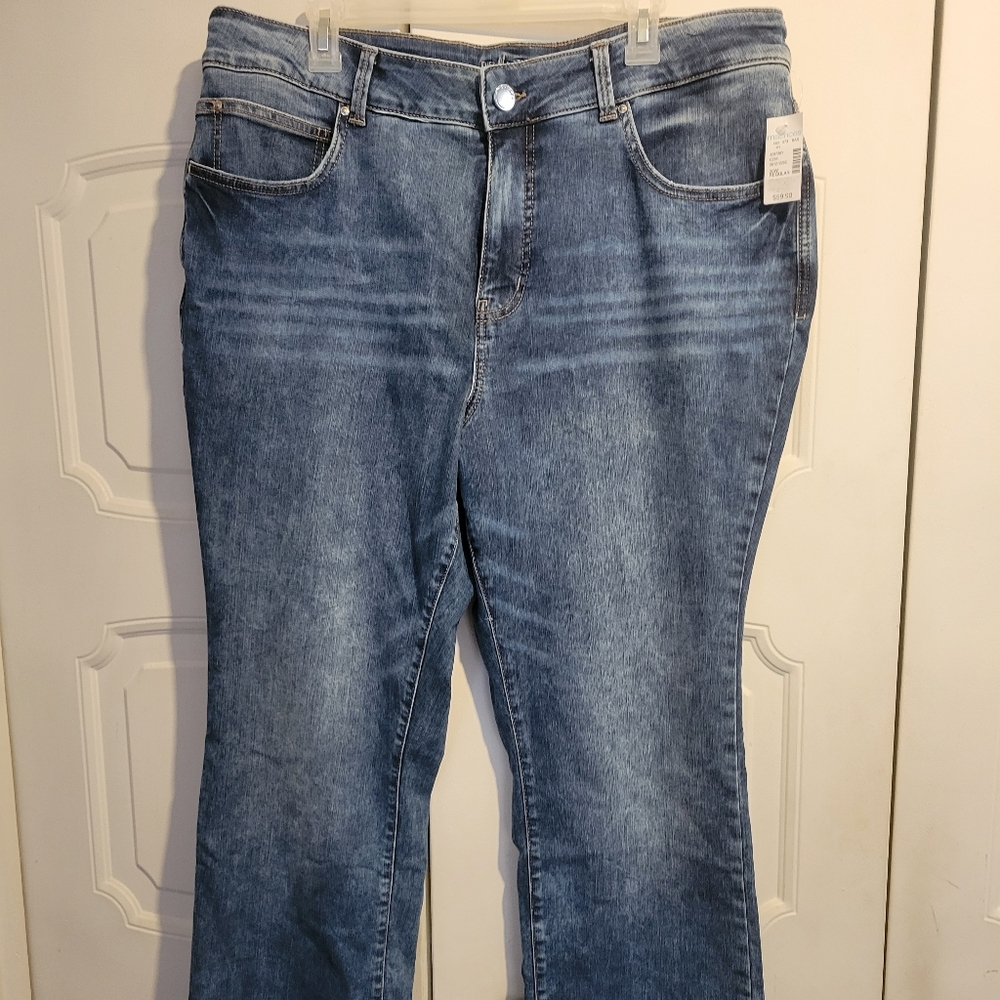 Maurices Everflex high rise curvy jeans